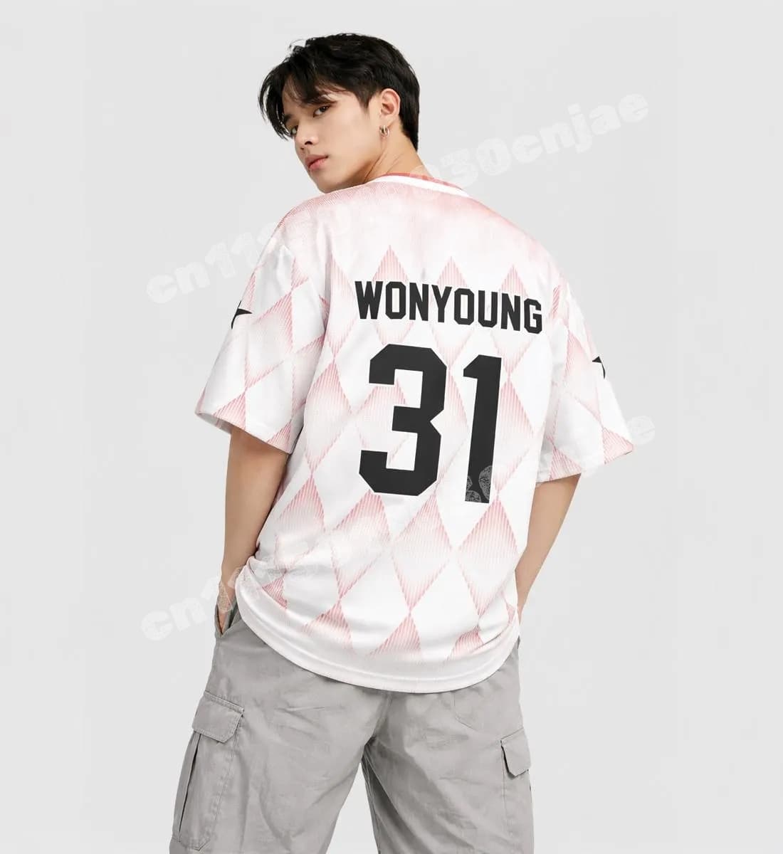 Kpop IVE Yujin 01 Diamond Latt - Street Fashion Kpop recension och pris